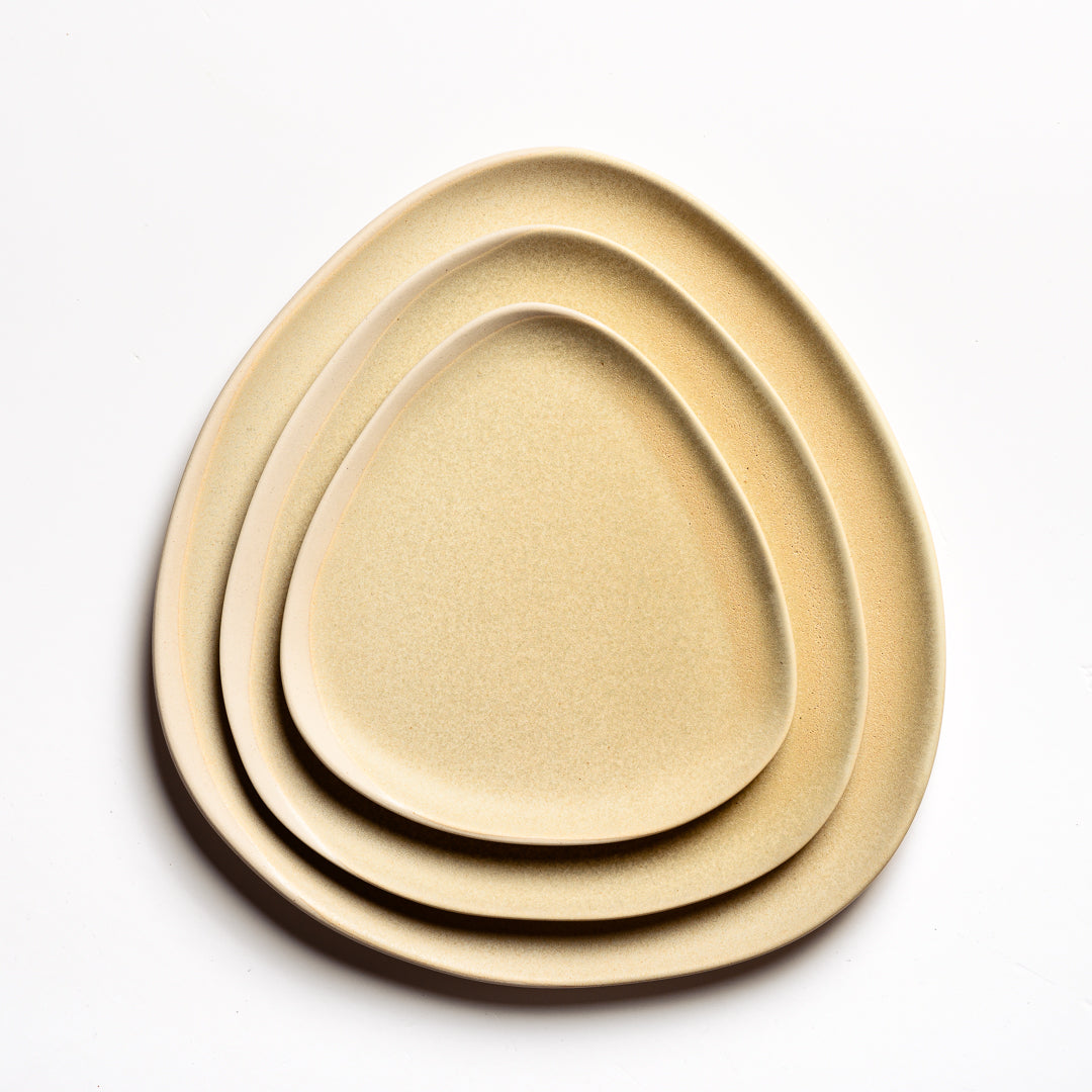 Eleonora Yellow-Green Plates