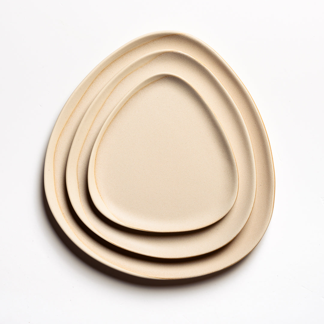 Plates Eleonora Beige