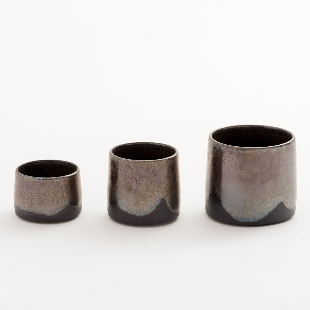 Liana Black-Silver Cups