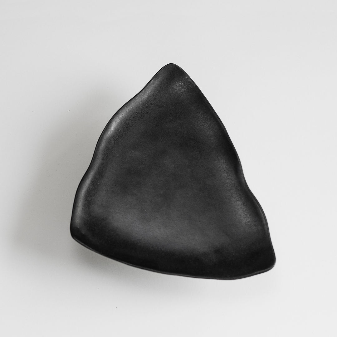 Plates Angela Matte Black
