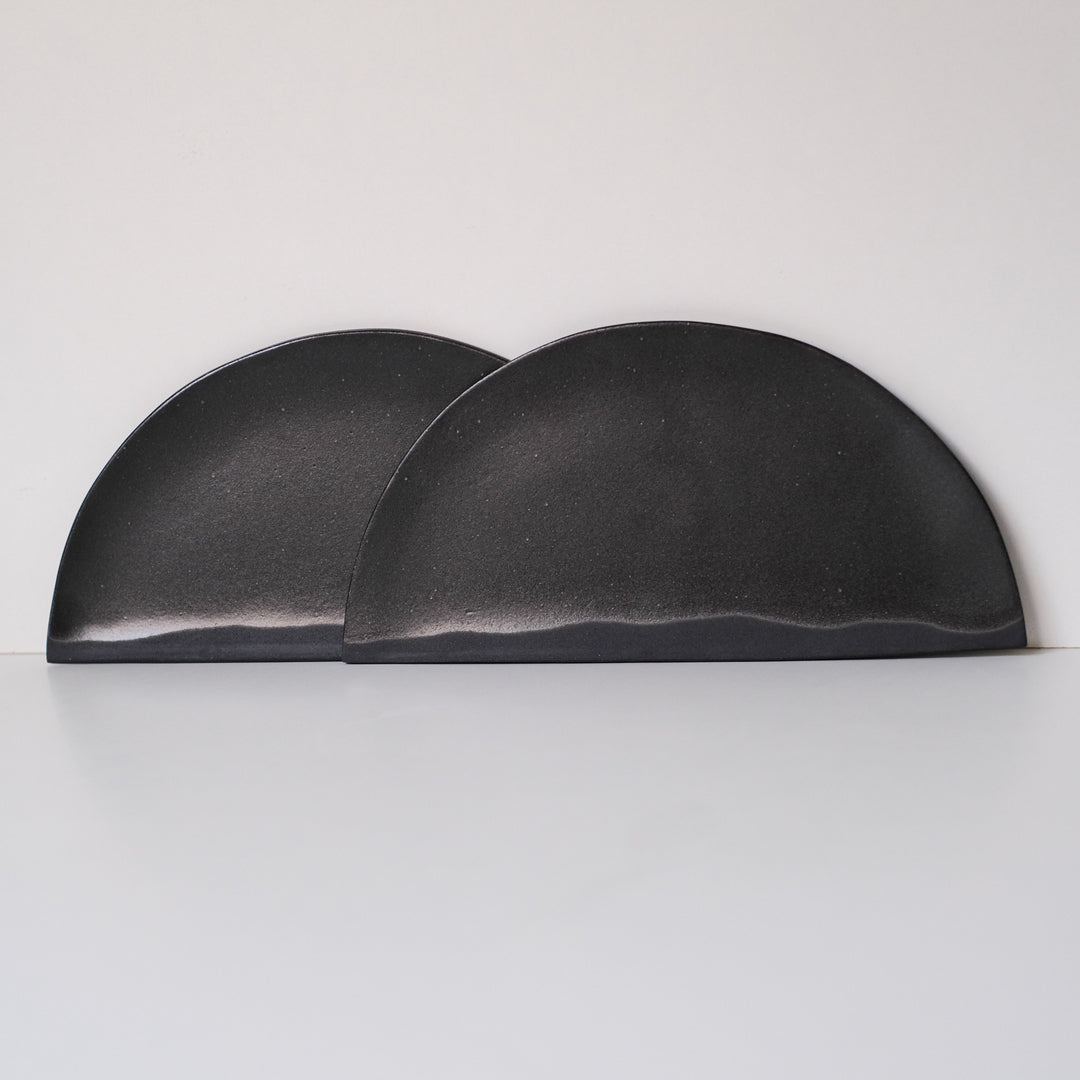 Simona Črn Black plates