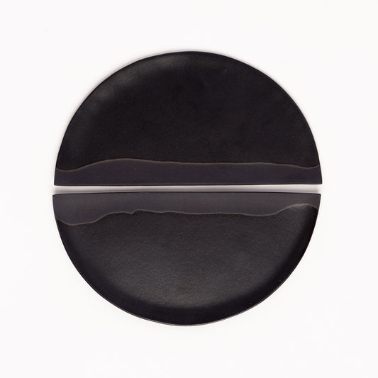 Simona Črn Black plates